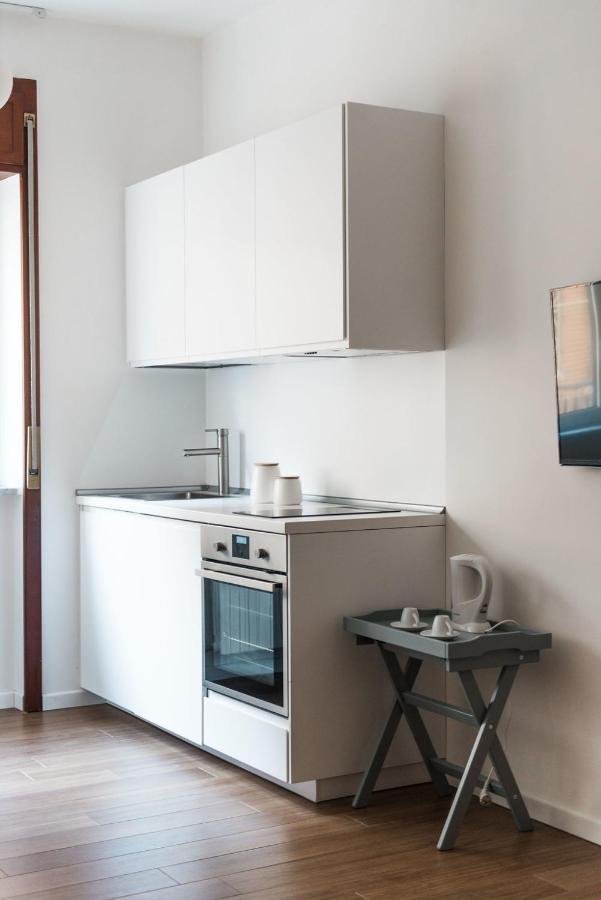Starhost - Golden Apartments Salerno Bagian luar foto