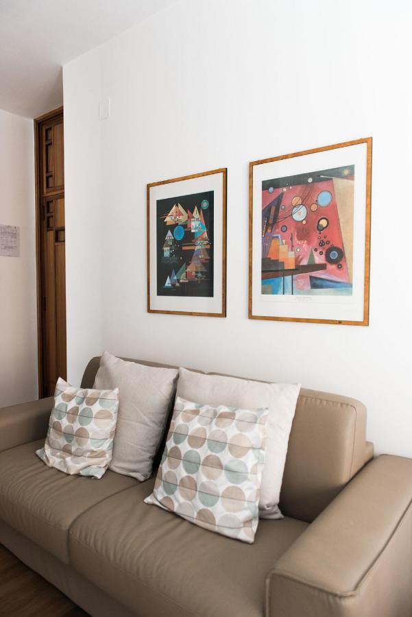 Starhost - Golden Apartments Salerno Bagian luar foto