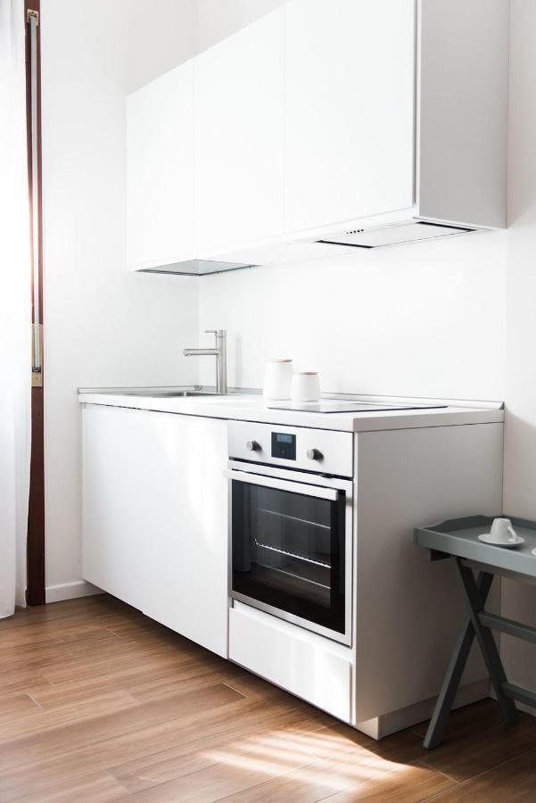 Starhost - Golden Apartments Salerno Bagian luar foto